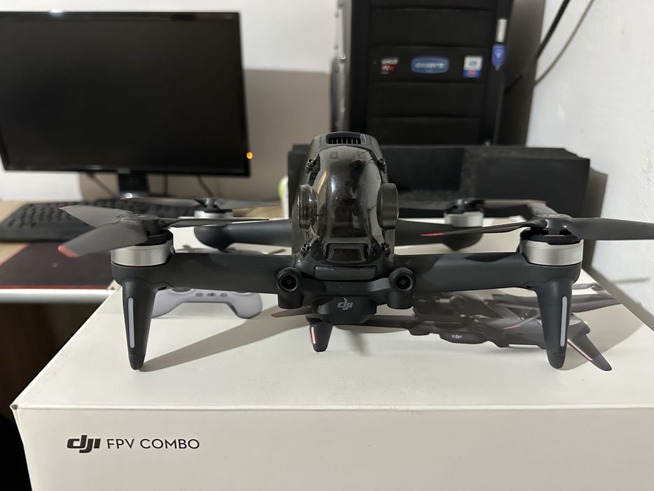 Drona DJI FPV, DJI Goggles V2, Controller 2, pachet Fly More