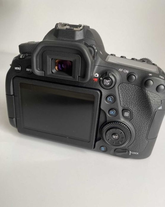 Canon EOS 6D Mark ll Body