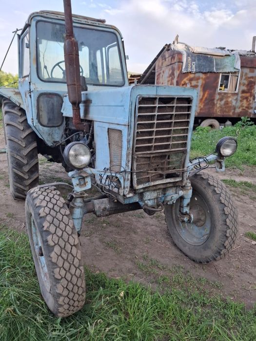 Продам трактор.
