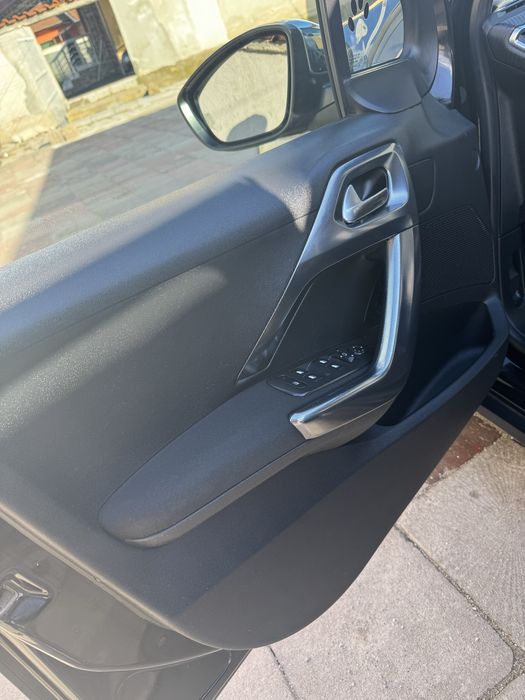 Пежо 2008 1.6 HDI