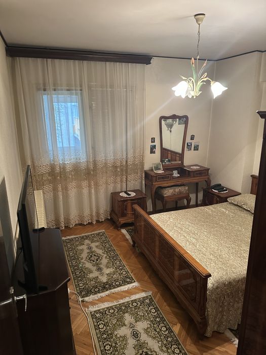 Apartament 3 camere-De Inchiriat