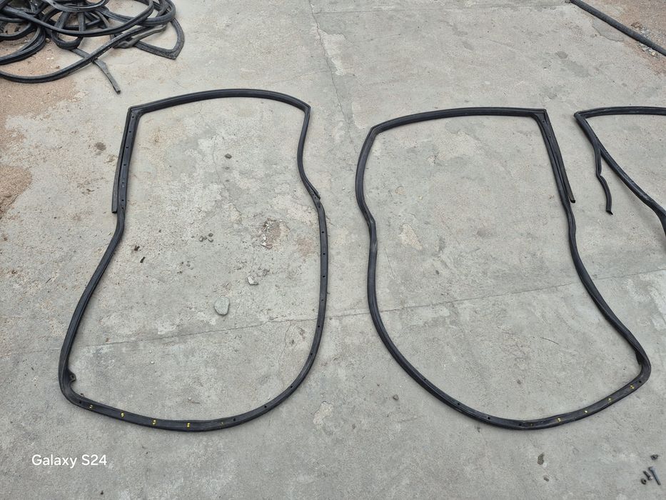 Дверные уплотнители Mercedes w203