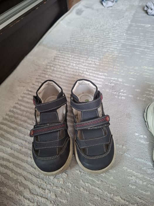 Обувь на малчикаһ