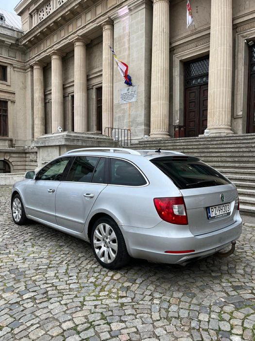 Vand skoda superb combi 2010 2.0 dsg