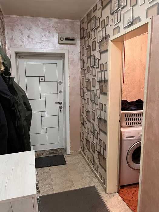 Продава се Тристаен апартамент в Пловдив, Коматевски възел - 90 кв.м за 1445 €/кв.м - Снимка #5