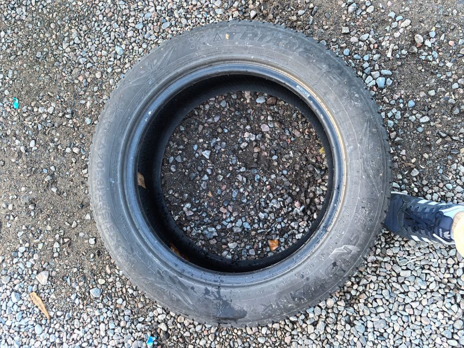 Бу балон TRIANCEE 235/55R18