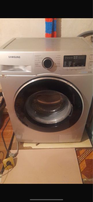 Стиральная машинка samsung.