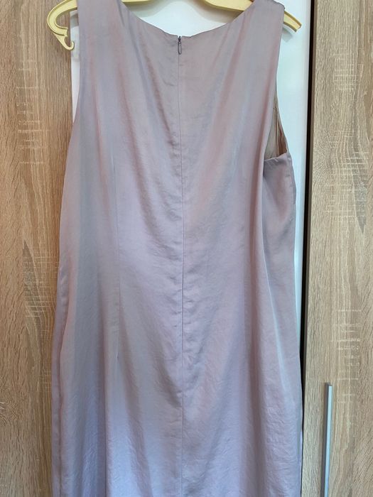Бледо лилава рокля 48