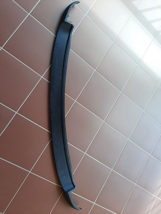 Bandou negru ornament bara spate Mitsubishi Colt VI