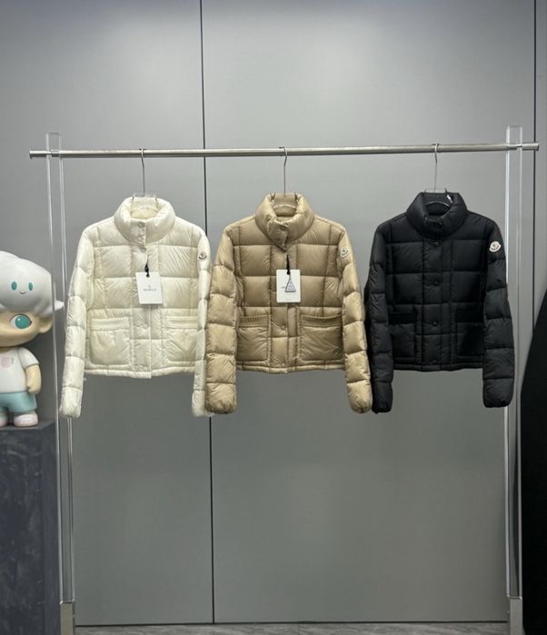 Geaca Moncler