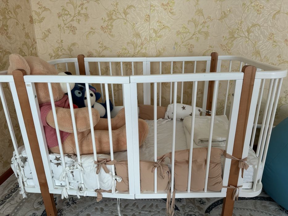 Продам детскую кровать, пользовались мало, почти новая!