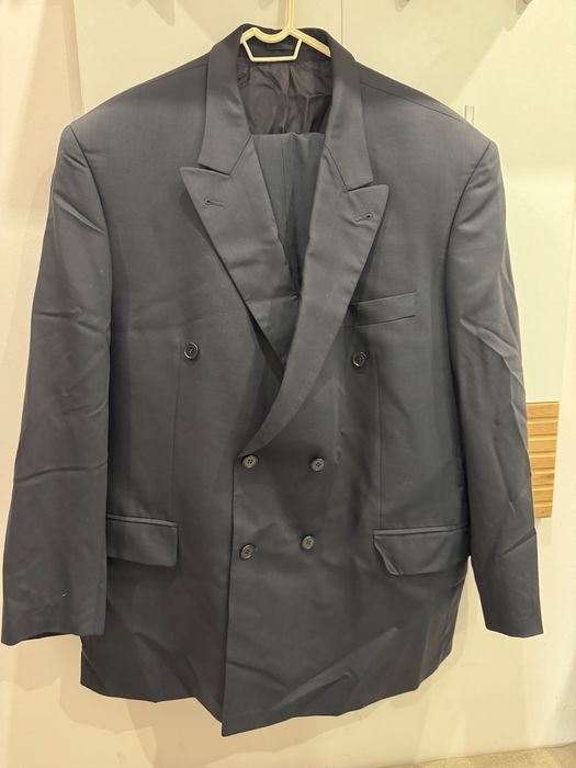 Официален мъжки костюм - сако и панталон - висок клас - италиански