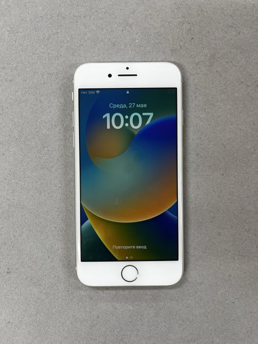 iphone 8 64GB коробка есть