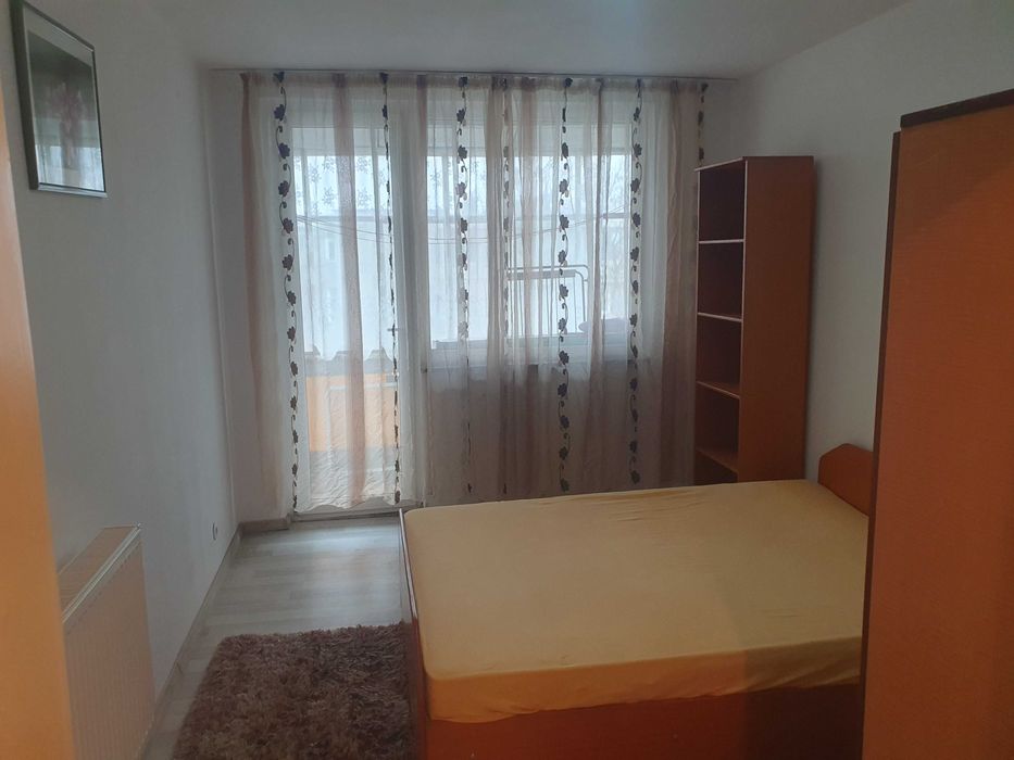 Inchiriere 2 camere semidecomandate, 300 Euro