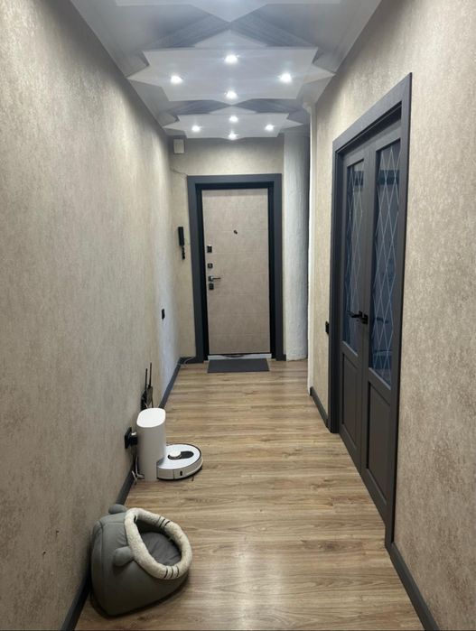 Прдается 4х комнатная