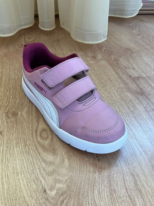 Vând PUMA mărimea 33 copii,  roz, folosiți