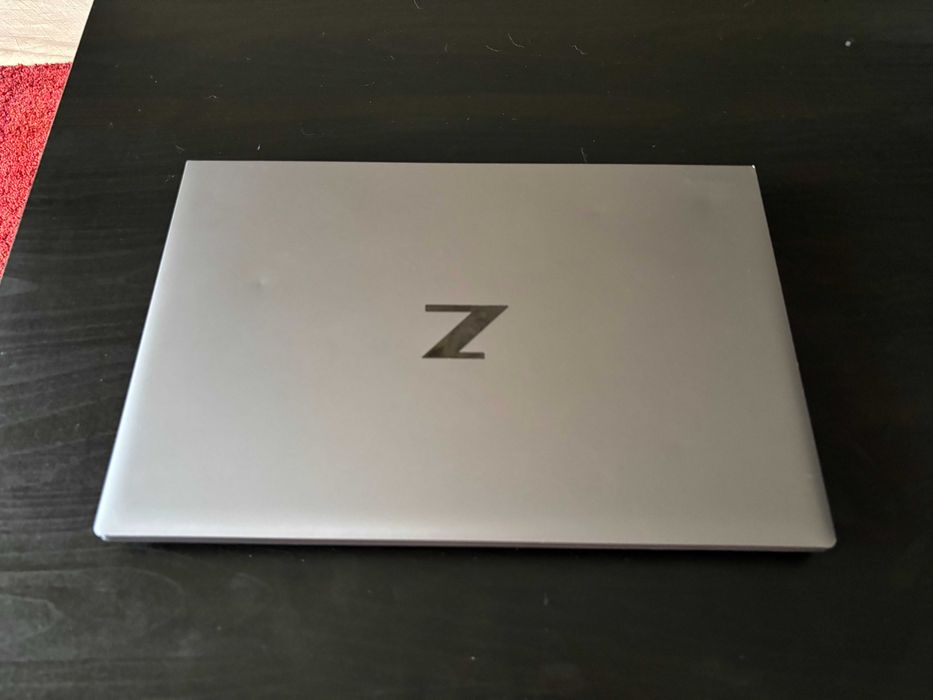 HP ZBook Firefly 14 G8 i7-1165G7 16GB RAM DDR4 3200MHz 256GB SSD Nvidia T500 4GB BATERIE NOUĂ Windows 11 Tastatura Iluminata Incarcător