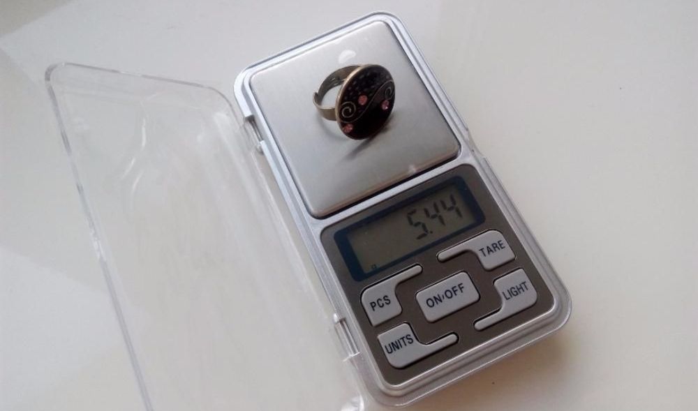 Весы ювелирные. 0,01 - 600 гр.