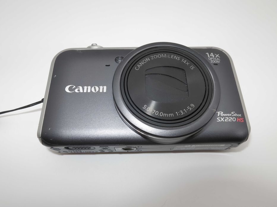 Canon PowerShot SX220 HS ултра компактен цифров фотоапарат с 14x Оптичен Зум, дигитална камера с Full HD в чудесно състояние, работи отлично
