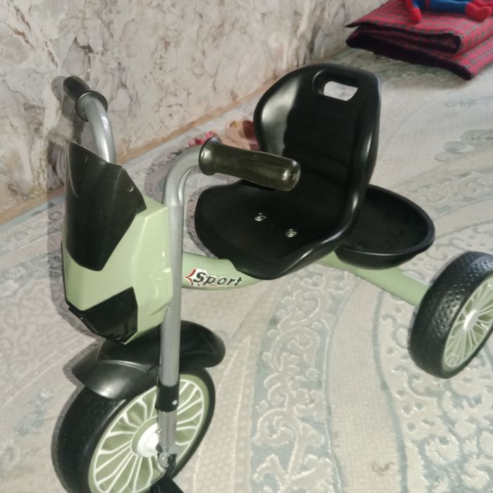 Детский велосипед почти новый