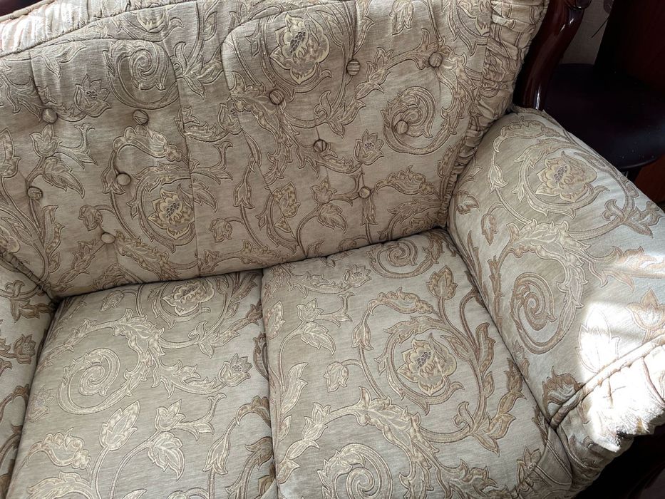 Продам диваны , 3+2