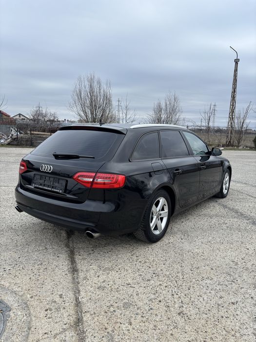 Vand audi A4 1.8 benzina automat  xenon led