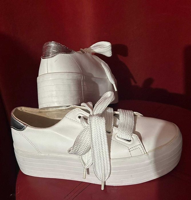 Pantofi sport cu platformă Bershka