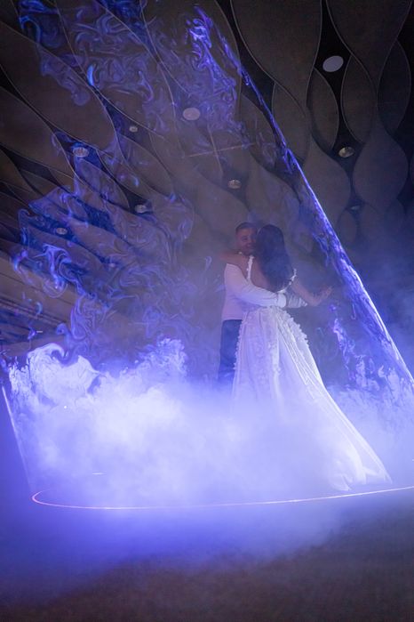 Лазер за първи сватбен танц