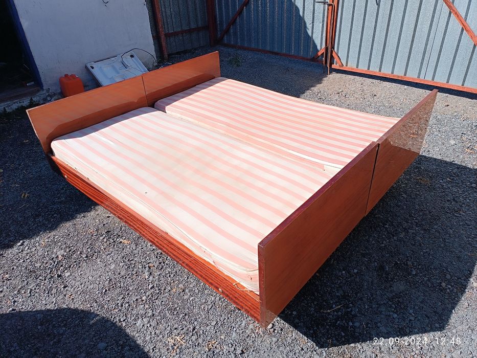 Кровать односпалка