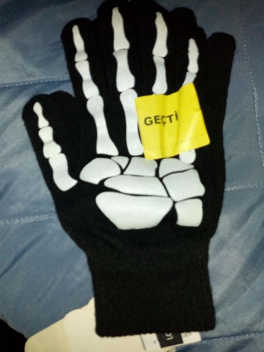 Хелоуин маски и др. аксесоари/цени в описанието