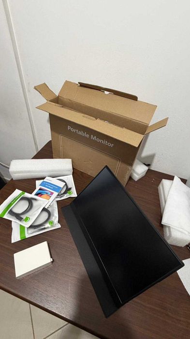 Monitor portabil UPERFECT UXbox E2 16” 2K 144Hz Gaming – ca nou