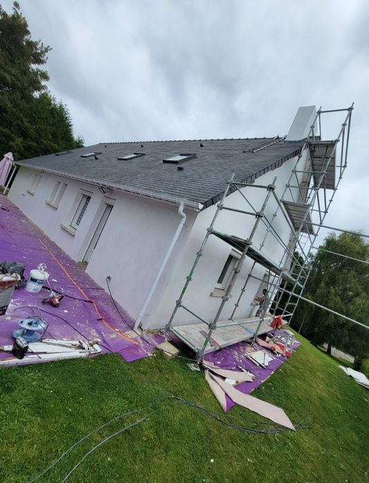 Executăm case la roşu