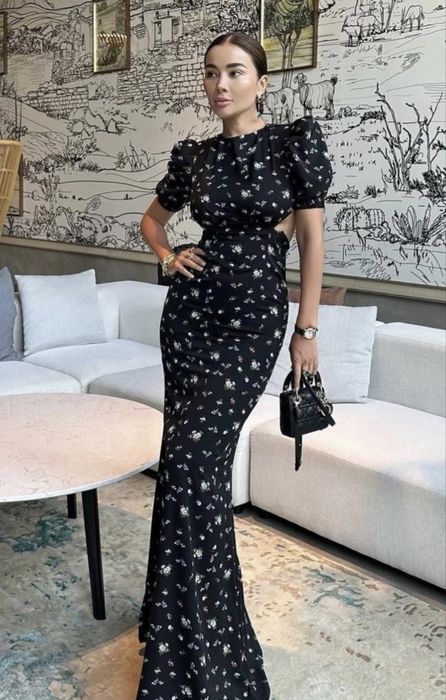 Продам трендовое летнее платье