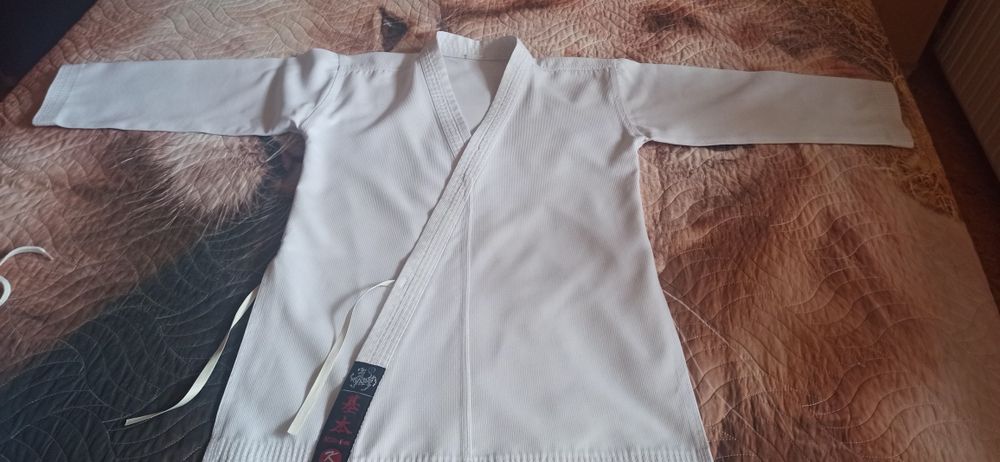 Кимоно за карате тренировки Kihon (кумите)