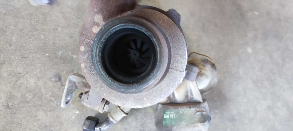 Turbo volkswagen vw golf 5 break motor BXE 105 CP an 2008