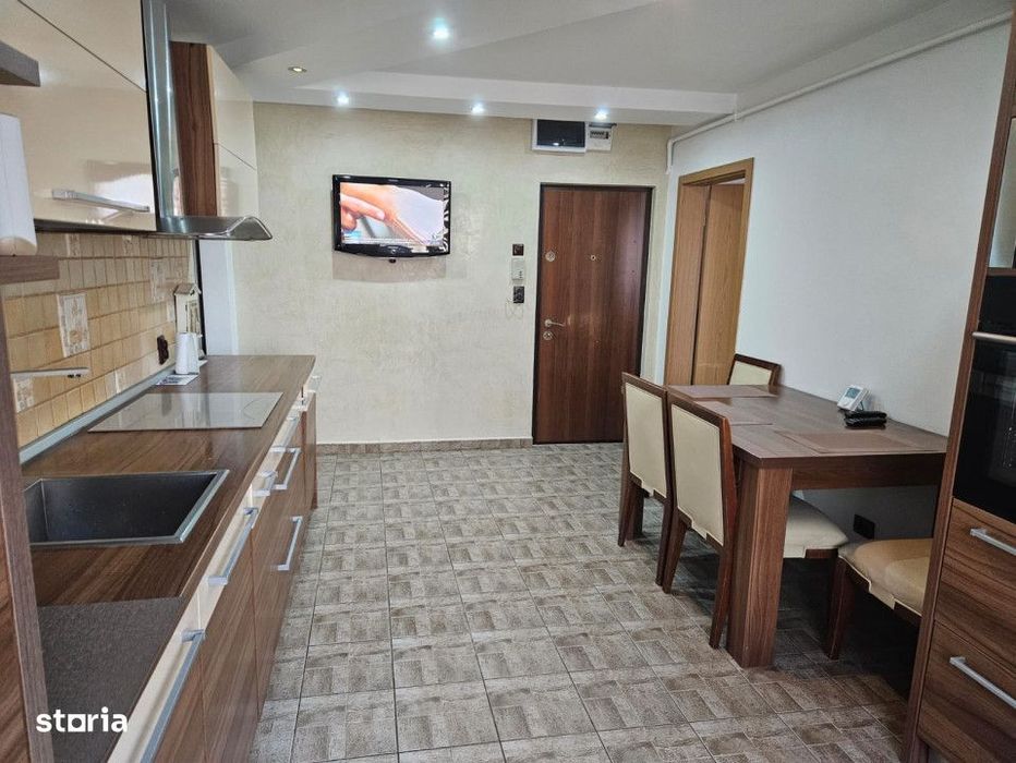 Apartament 3 camere Vasile Aaron