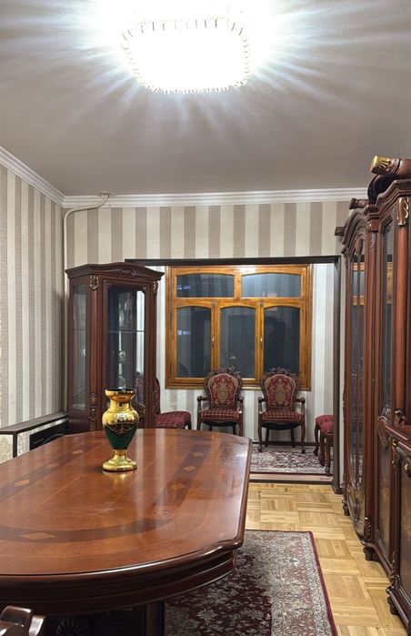 Юнусобот 18 кварталда 3 хонали уй ижарага берилади