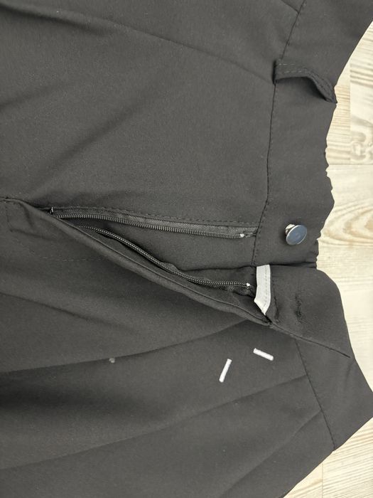 Продаю штаны школьные