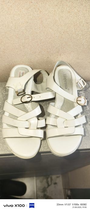 Новая обувь на девочку,размер 30,31