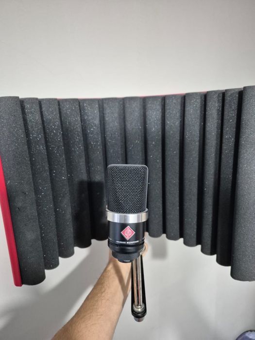 Срочно Студийный микрофон Neumann tlm 102