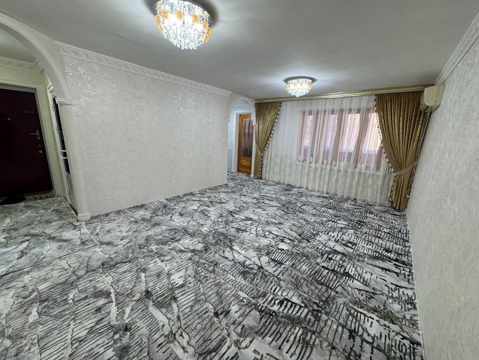 3 Хонали квартира сотилади