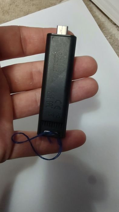 Stick Kingston nou cu jocuri torent incluse