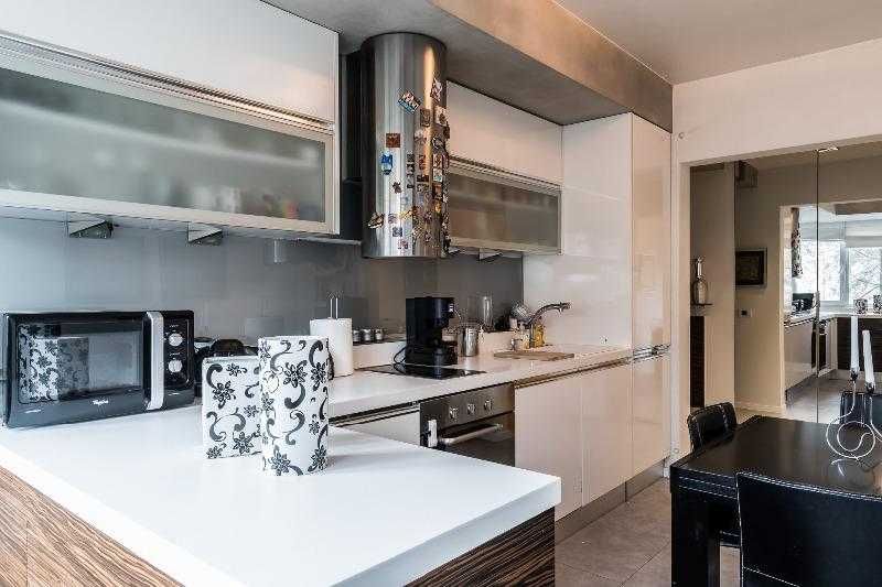 Дава се под наем Двустаен апартамент в София, Княжево - 70 кв.м за 550 € - Снимка #4