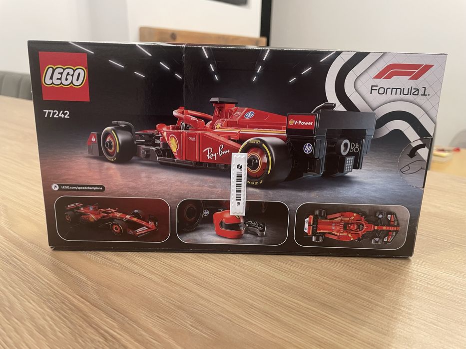 LEGO Mașina de curse F1 Ferrari SF-24, 275 piese