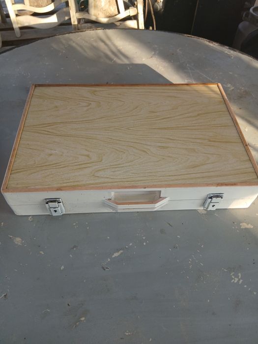 Продам столик советский