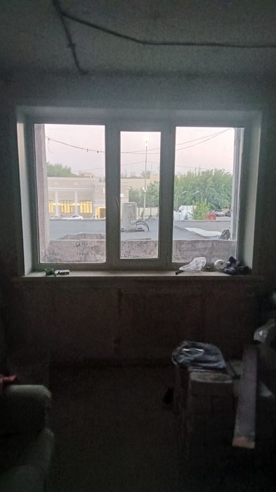 Продам пластиковое окно.