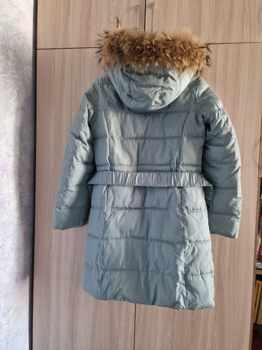 Пуховик зимний на девочку