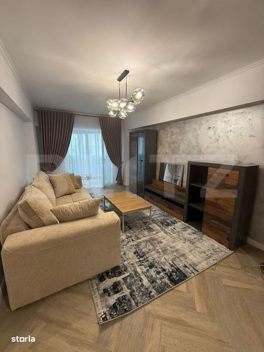Apartament 3 camere, 77 mp, lift, zona Burdujeni
