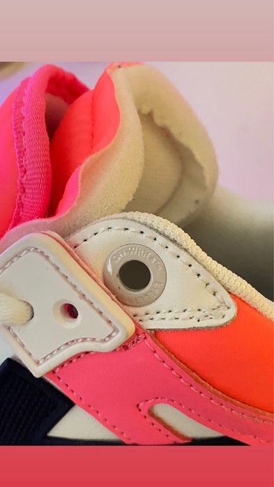 Vand Off White Sponge