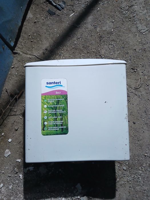 Продам бачек для унитаза